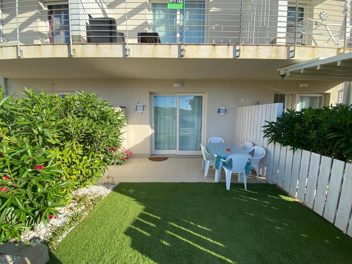 Le Ciliegie: Appartamento Moderno איזולה רוסה מראה חיצוני תמונה